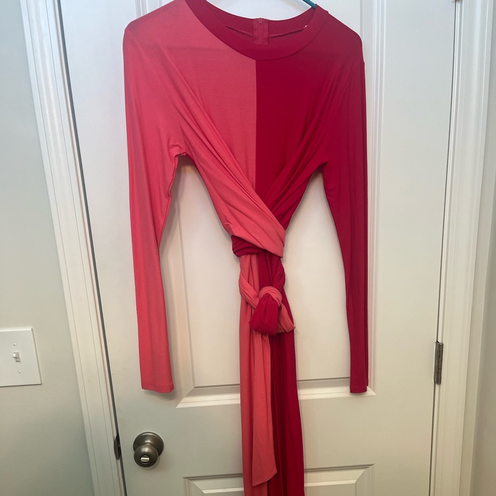 ColorBlock Body-con Maxi Dress - Picture 5 of 6